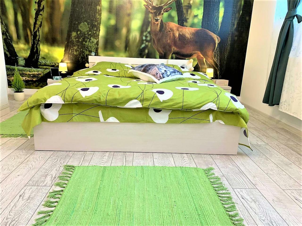 Nature Escape Studio Bukarest Exteriör bild